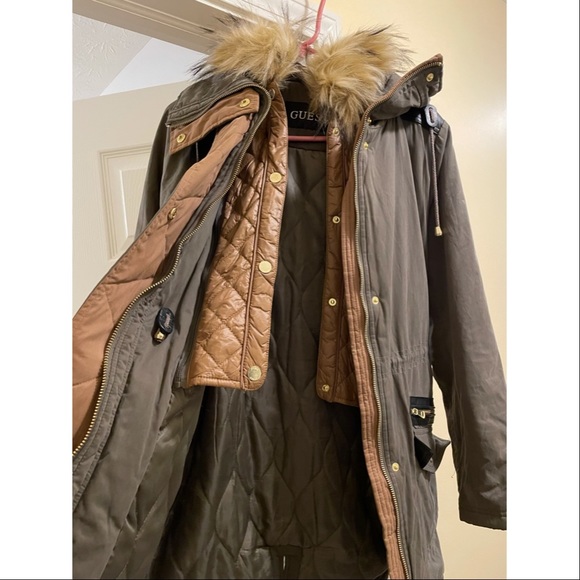 Guess olive faux fur trim Parka - Picture 7 of 8